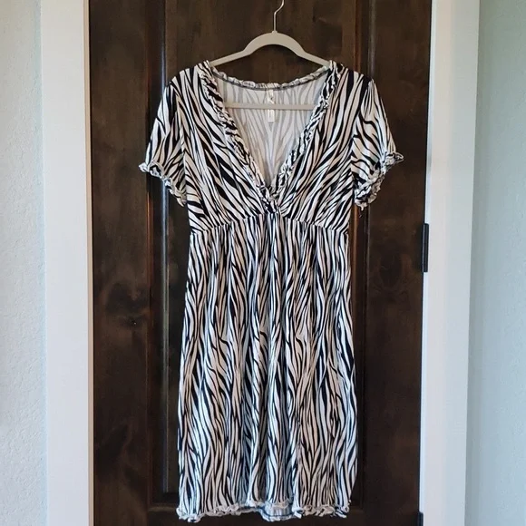 flowy western dress Scully Ladies Short Flowy Embroidered Beige Western Dress HC1000-BEI L main image 0